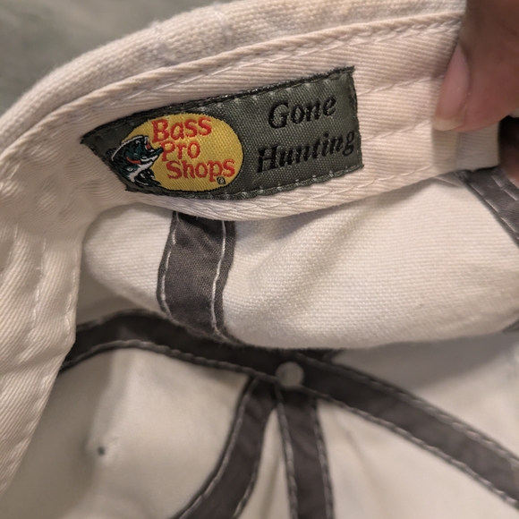 Coral Nassau Bahamas Visor - Picture 5 of 7